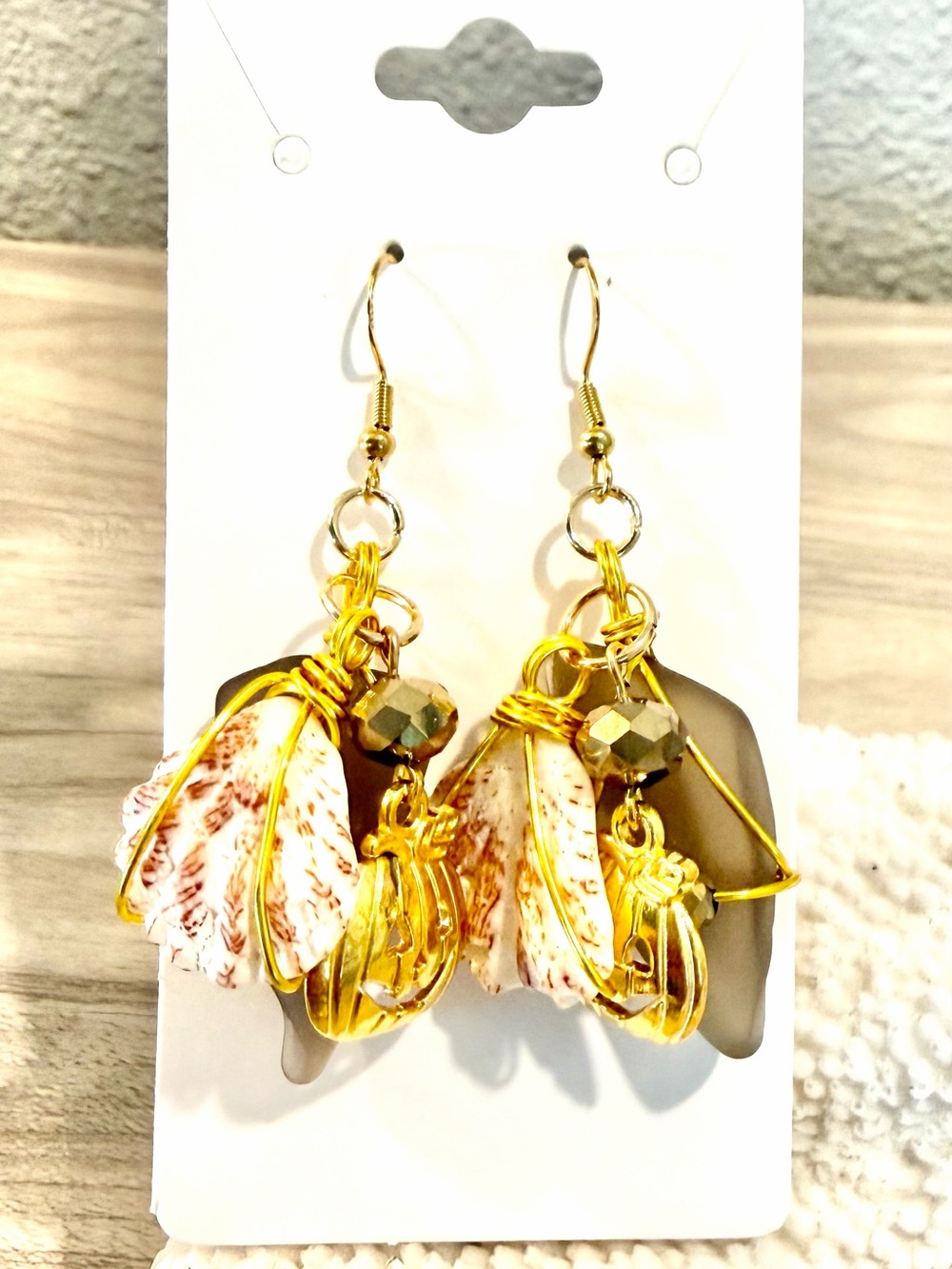127. 🎃🎃🎃 Smoky sea glass earrings with shell and pumpkin charms
